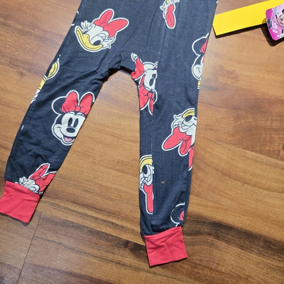 Disney Character Print Pajamas Size 3 NWT ZIPPER TO CLOSE - Picture 3 of 6